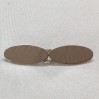 Broche plateado oval