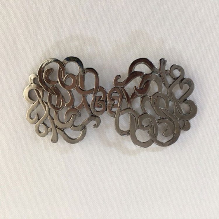Broche calado